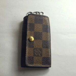 Authentic Louis Vuitton Damier Keychain Wallet